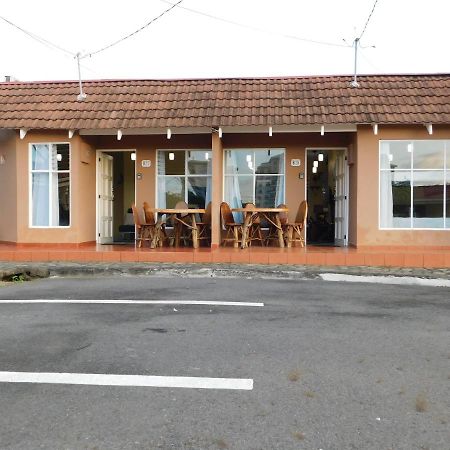 Condo Villa B27 Sleeps Five People - B28 Sleeps Six People - Price Includes Housekeeping Fees Not Taxes - Very Close To The Pool And Beach! Jacó Exteriör bild