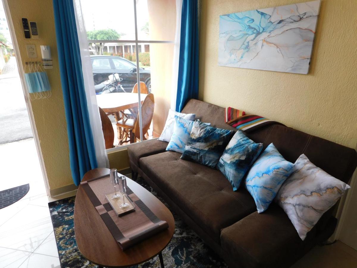 Condo Villa B27 Sleeps Five People - B28 Sleeps Six People - Price Includes Housekeeping Fees Not Taxes - Very Close To The Pool And Beach! Jacó Exteriör bild