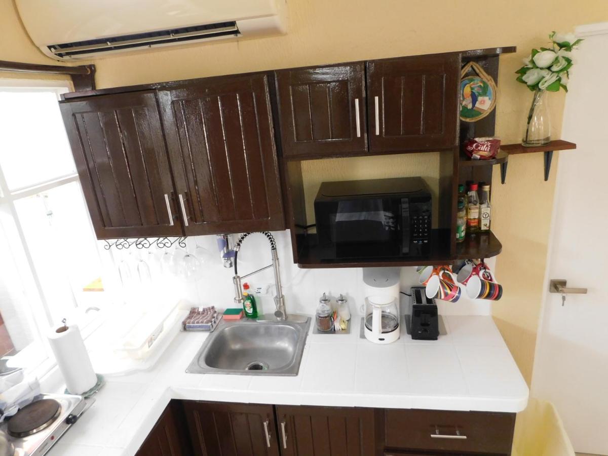 Condo Villa B27 Sleeps Five People - B28 Sleeps Six People - Price Includes Housekeeping Fees Not Taxes - Very Close To The Pool And Beach! Jacó Exteriör bild